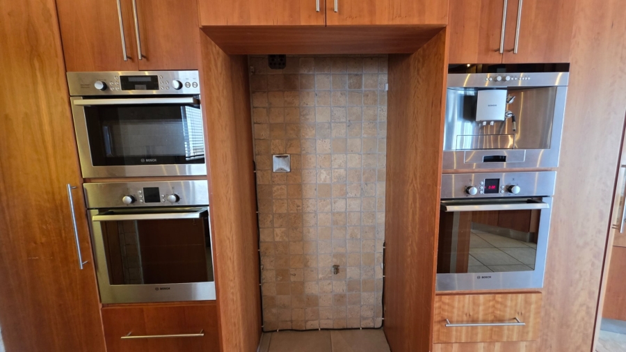 3 Bedroom Property for Sale in Menkenkop Western Cape